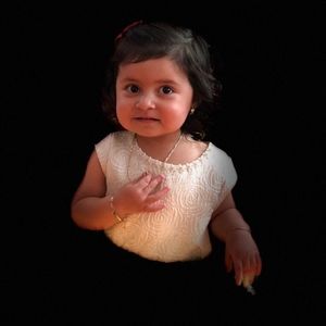 Meet your Posher, Estefany